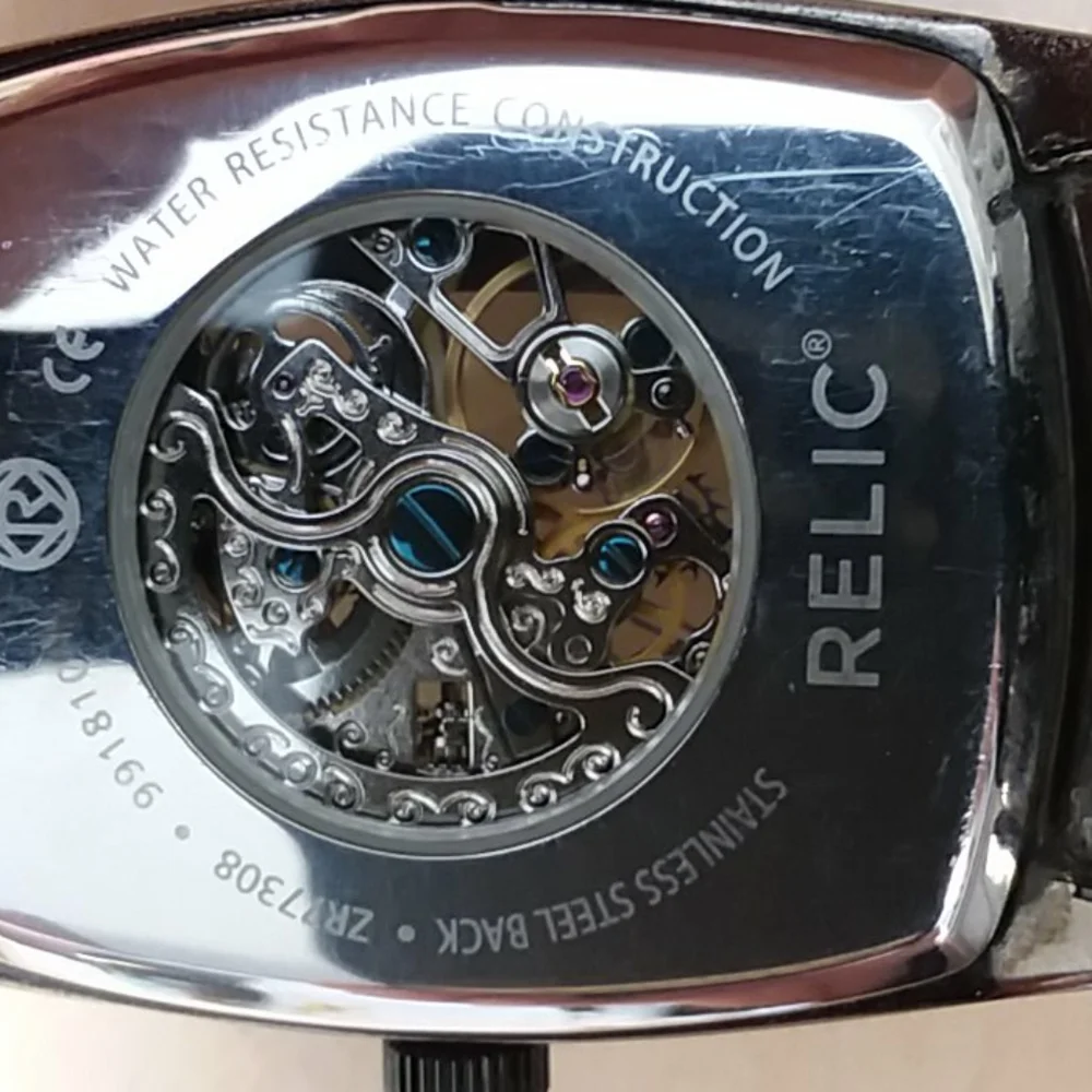 Relic grey band